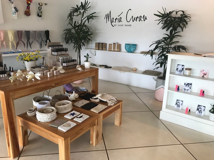 35877640_186988455475796_7450309438558175232_n